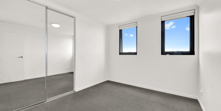 Unit 706 28 Warwick Avenue Springvale-5