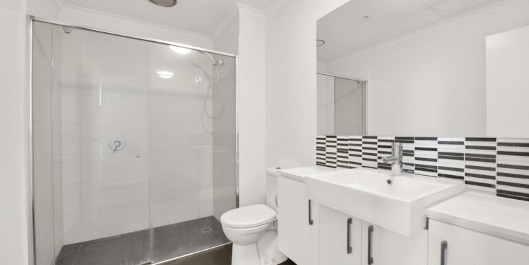 Unit 706 28 Warwick Avenue Springvale-6